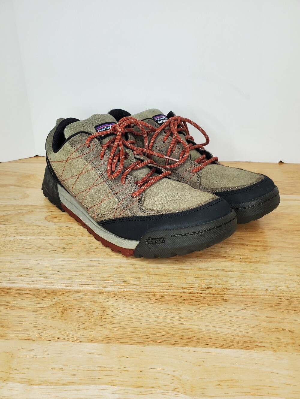 Patagonia Spotter Sneakers Mens Size 11 Hiking Shoes Tan